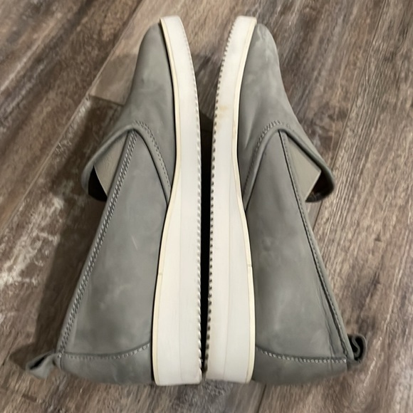 Everlane Gray Nubuck Street Shoe - Picture 8 of 11
